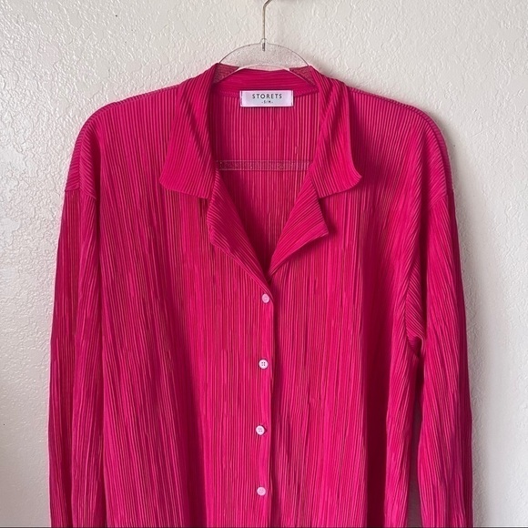 Storets Maria Oversized Plisse Shirt size medium - Picture 3 of 8